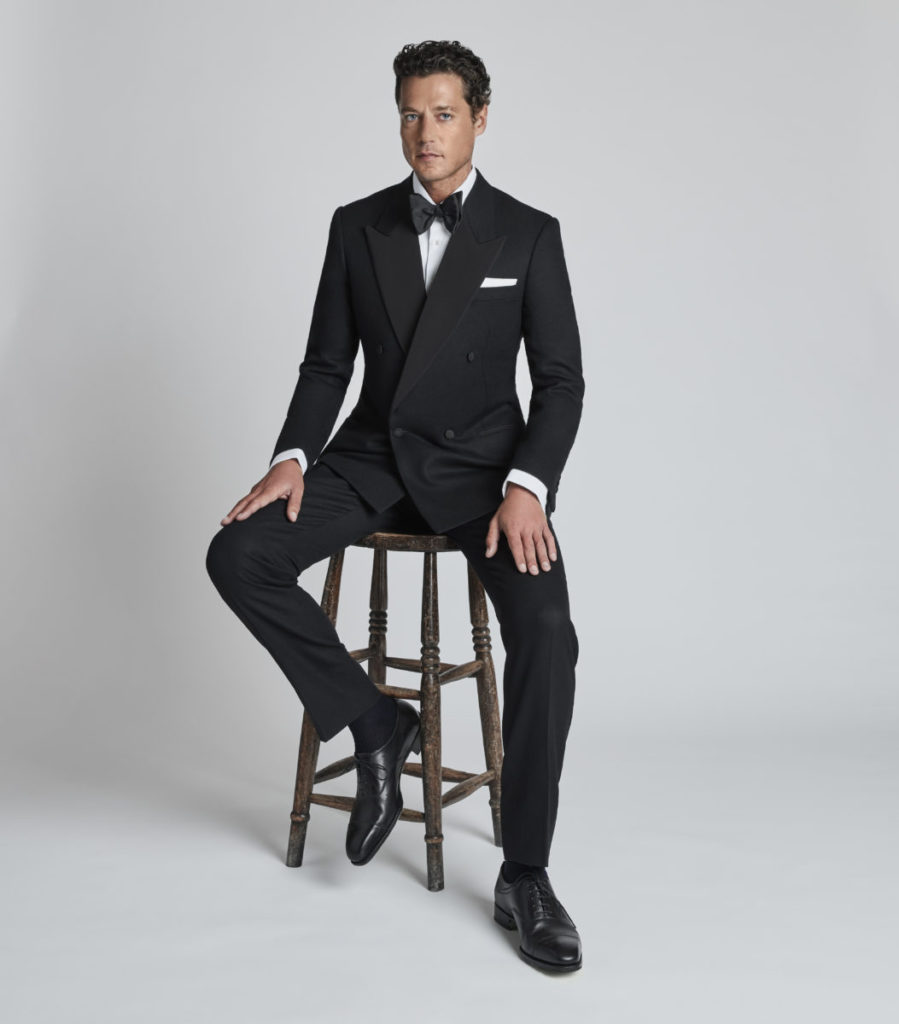 Tailored Suits London Mens Fitted Suits Huntsman Savile Row